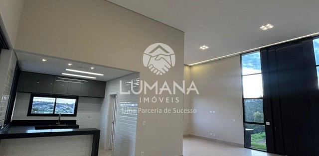 Casa em condomínio