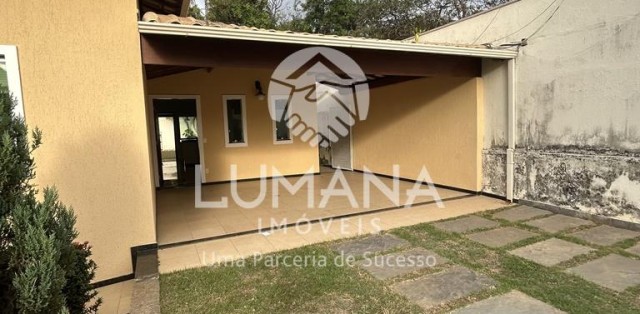 PRÓXIMA A ENTRADA DA CIDADE 