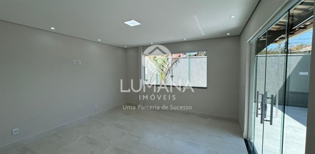 CASA LINEAR 