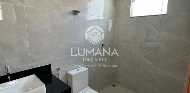 CASA LINEAR 