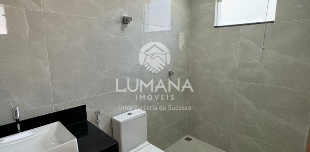 CASA LINEAR 