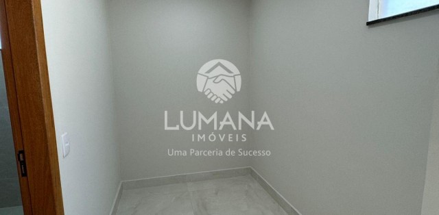 CASA LINEAR 