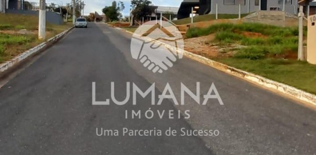 Lote em Condomínio