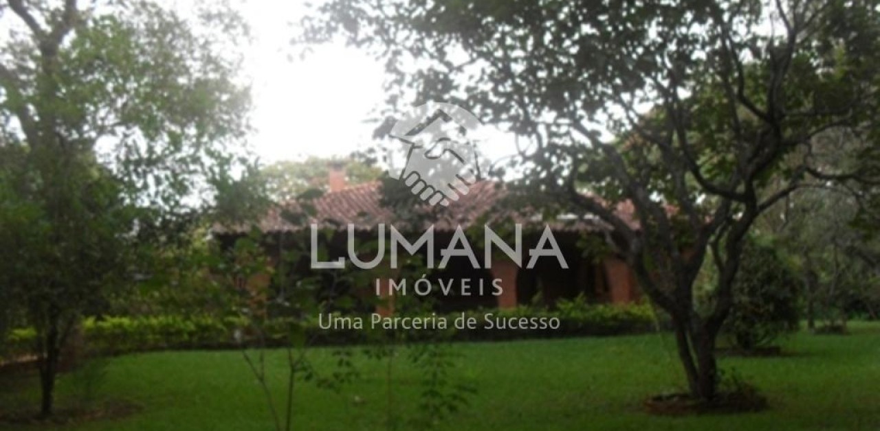 ÁREA  COM CASA NA VÁRZEA
