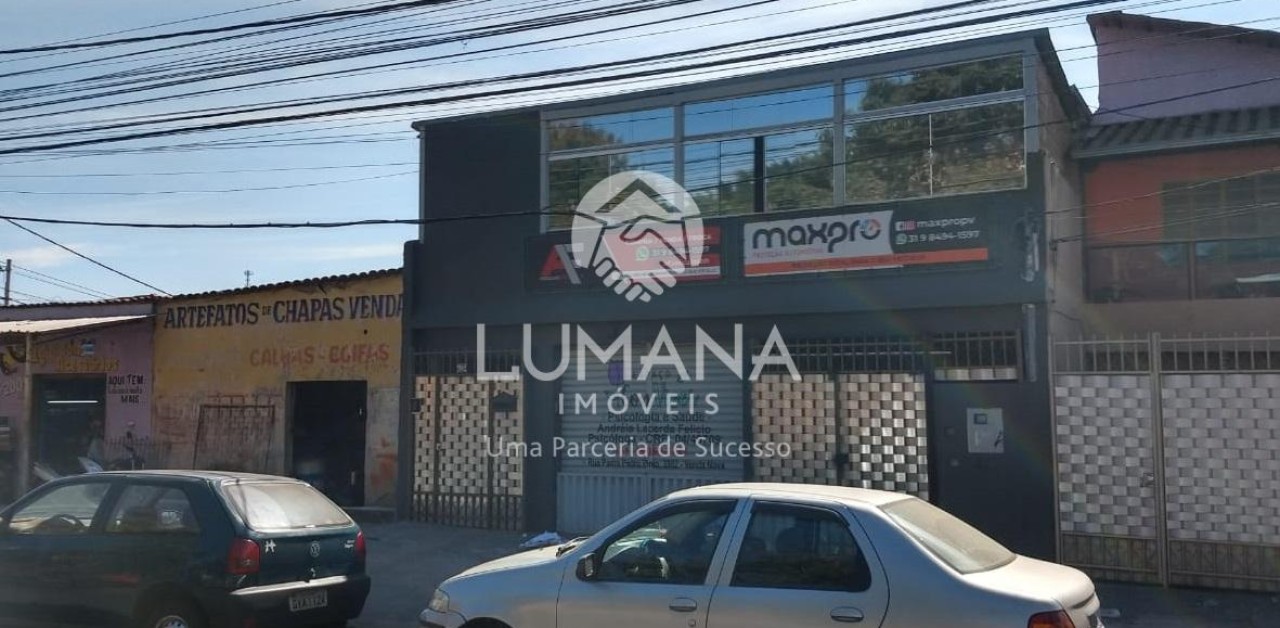 PRÉDIO COMERCIAL 